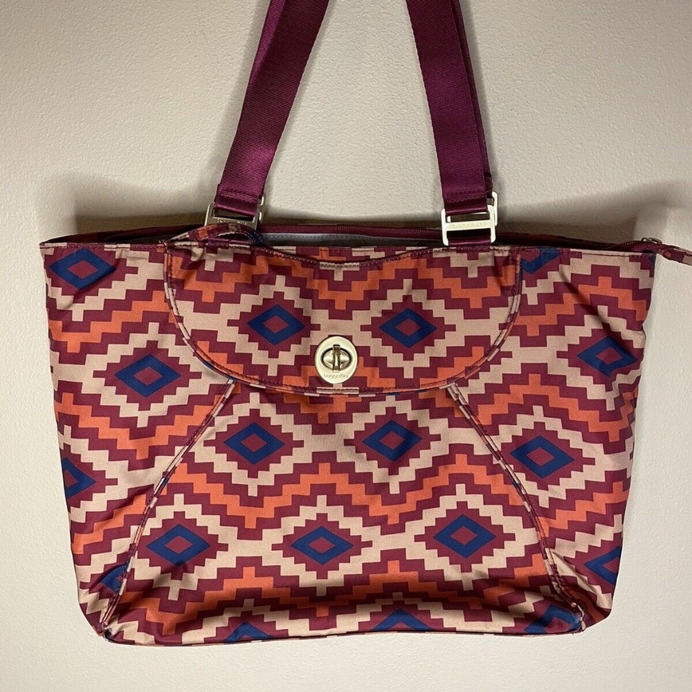 Baggallini Alberta Tote. Aztec Native Print. Gold Hardware. Shoulder Laptop Bag